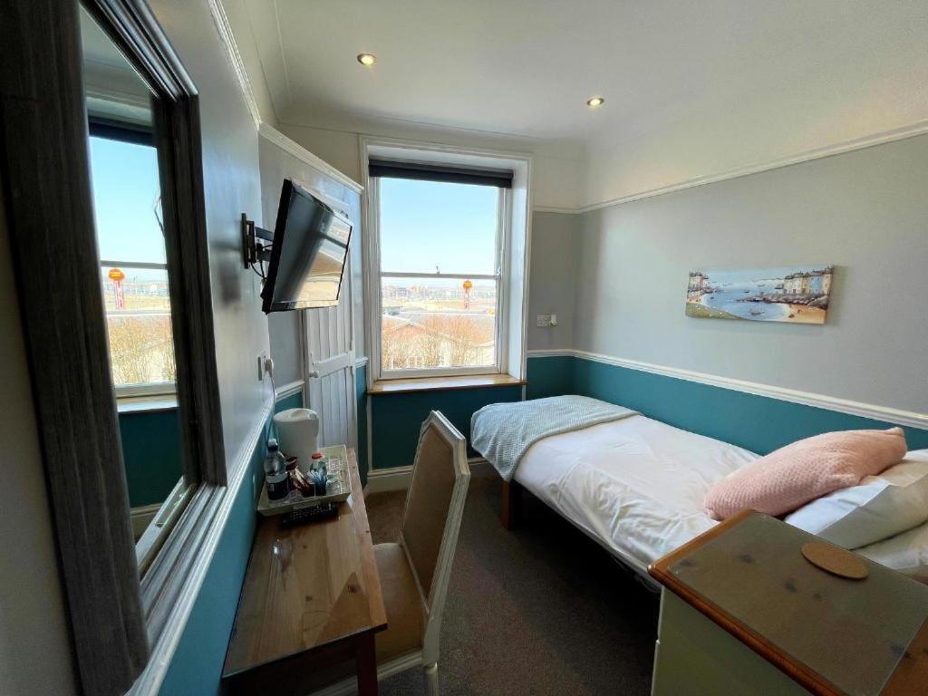 Bayliss Hall Guesthouse Weymouth Exterior foto